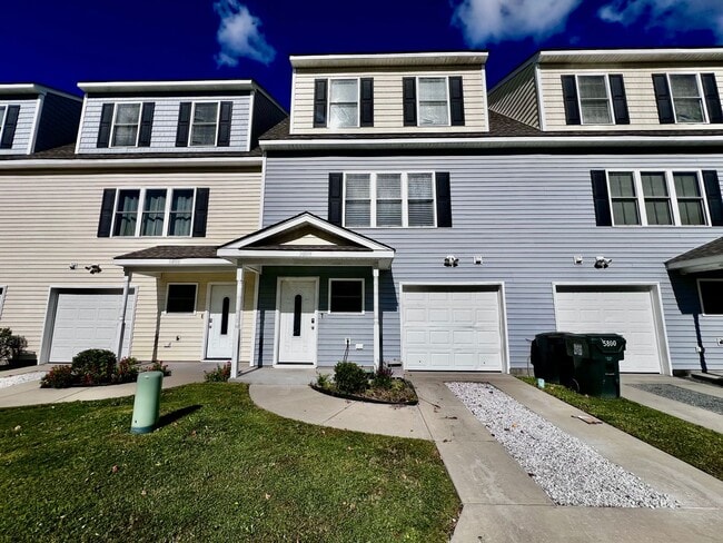5804 Miss Coral Ct