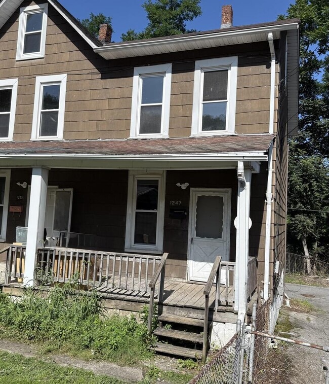 property at 1247 Main St