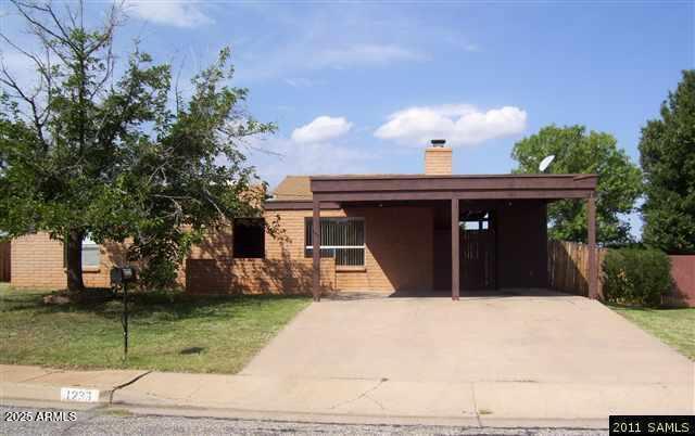 1233 Terra Dr in Sierra Vista, AZ - Building Photo