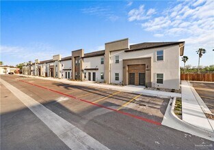 28 Vanessa Ln in Weslaco, TX - Building Photo - Building Photo