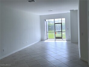 2176 Dragonfruit Wy in Naples, FL - Building Photo - Building Photo
