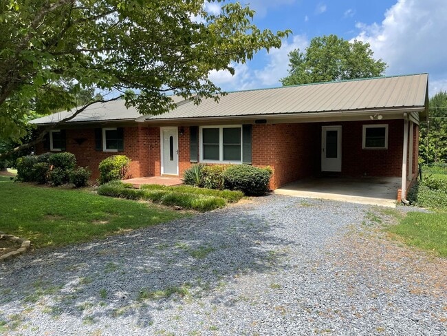 property at 4962 Old Lexington Rd