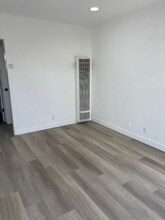1417 17th St, Unit D in Santa Monica, CA - Foto de edificio - Building Photo