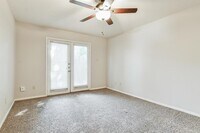 7715 Springville Dr photo'