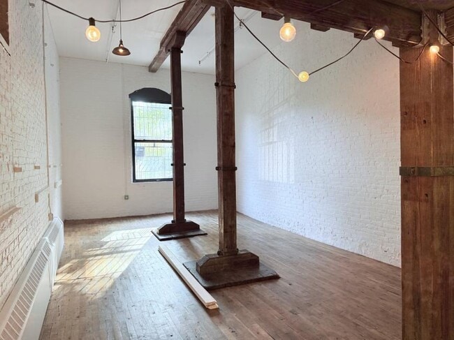 5 Delavan St in Brooklyn, NY - Building Photo - Building Photo