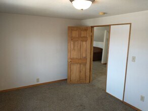 310 S 8th Ave W in Virginia, MN - Building Photo - Building Photo