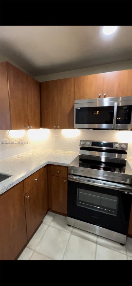 6360 NW 114th Ave in Doral, FL - Building Photo - Building Photo