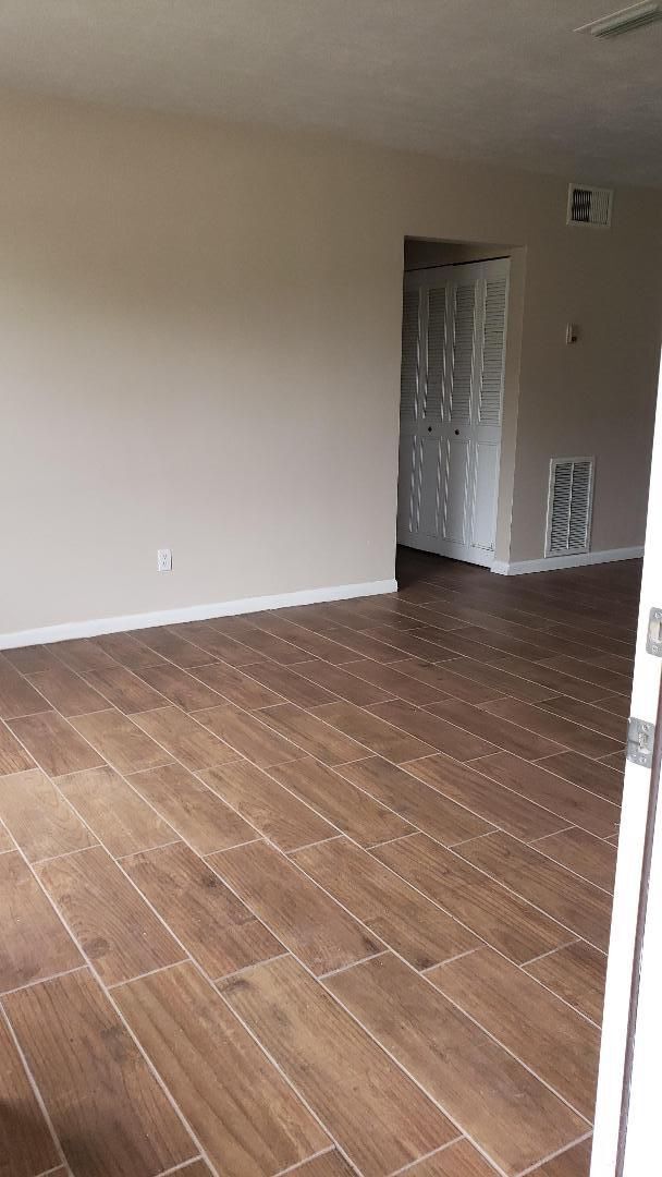 2433 Cardena Ave in Deltona, FL - Building Photo - Building Photo