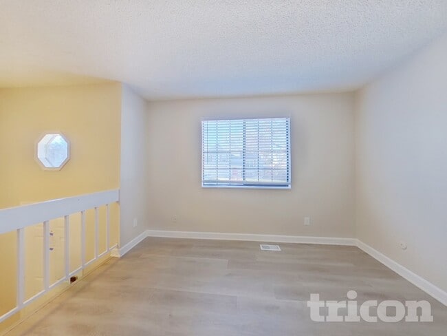 10612 Bellaire St in Thornton, CO - Building Photo - Building Photo