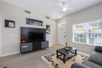 2605 Gala Rd N in Kissimmee, FL - Building Photo - Building Photo