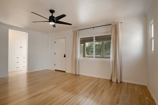205 Richmond Dr SE in Albuquerque, NM - Building Photo - Building Photo