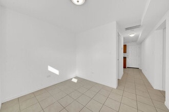 5527 S Mason Ave in Chicago, IL - Building Photo - Building Photo