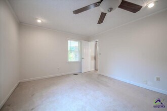 413 Granada Terrace in Warner Robins, GA - Building Photo - Building Photo