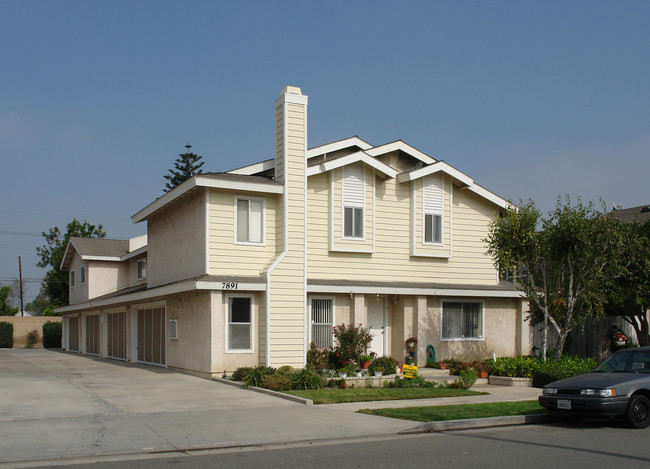 Westminster Apartments in Westminster, CA - Building Photo - Building Photo