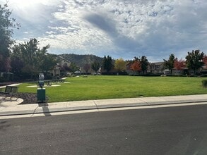 9327 Vintner Cir in Patterson, CA - Building Photo - Building Photo