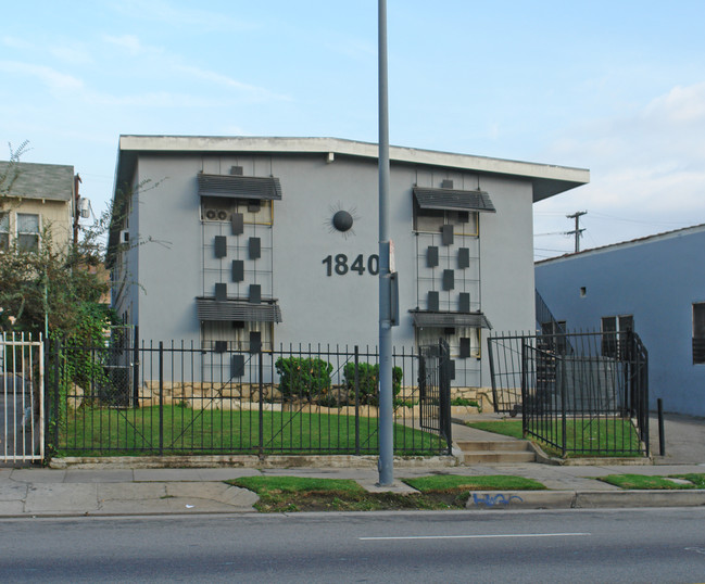 1840 Arlington Ave in Los Angeles, CA - Foto de edificio - Building Photo