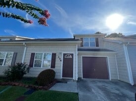 134 Jessie Cir in Hubert, NC - Building Photo