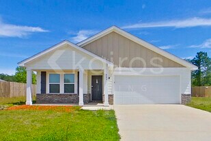 880 Whispering Creek Ave in Freeport, FL - Building Photo