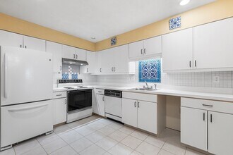 50 Freedom Hollow in Salem, MA - Building Photo - Building Photo