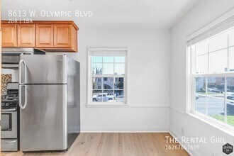 8613 W Olympic Blvd in Los Angeles, CA - Building Photo - Building Photo