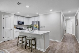 1522 Yelford Cir in Jacksonville, FL - Building Photo - Building Photo
