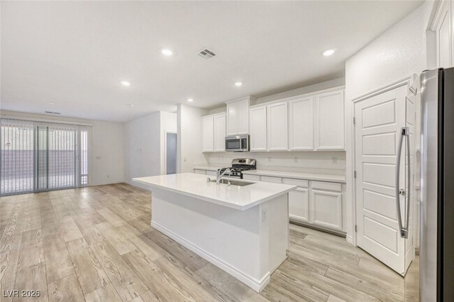 6848 Stagehand Ave in Las Vegas, NV - Building Photo - Building Photo