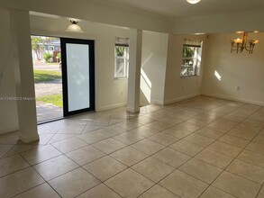 281 NW 144th St in Miami, FL - Building Photo - Building Photo