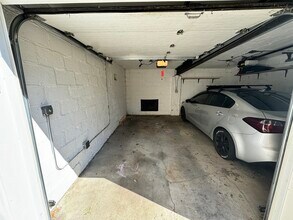15 Carlton Ter in Watertown, MA - Building Photo - Building Photo