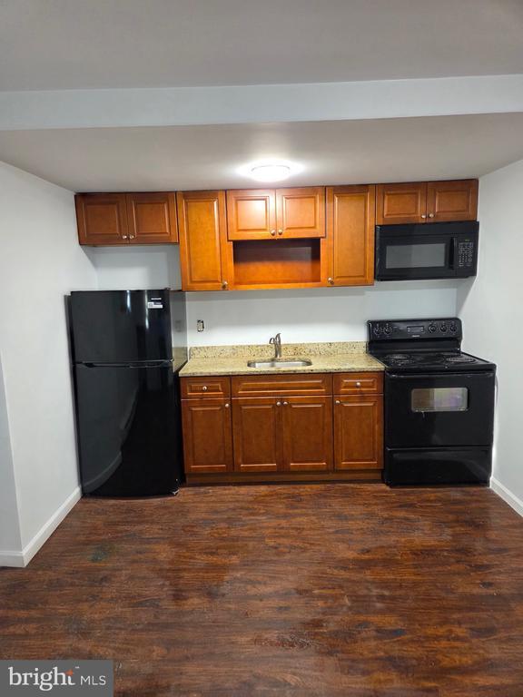property at 4435 Kendrick St
