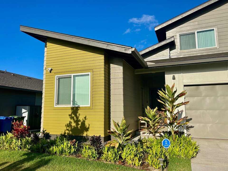 91-1887 1st St in Ewa Beach, HI - Building Photo
