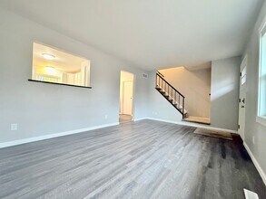 1703-1705 Pennoyer Ave in Grand Haven, MI - Building Photo - Building Photo