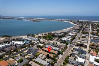 Sail Bay Apartments in San Diego, CA - Building Photo - Building Photo