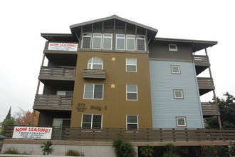 Cinnabar Commons in San Jose, CA - Building Photo - Building Photo