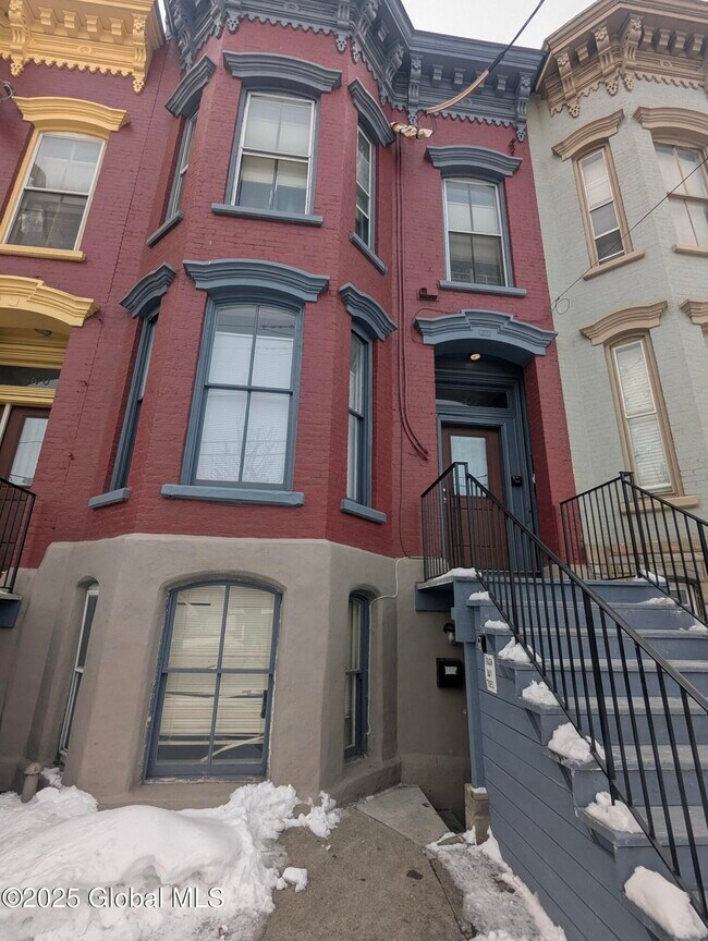 property at 372 Clinton Ave