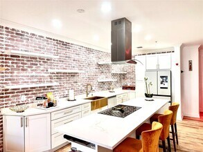 3423 NW 14th Ct in Lauderhill, FL - Building Photo - Building Photo