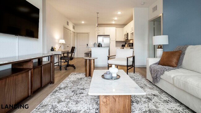 12020 Brush Hl Rd, Unit 1-110 in Wildwood, FL - Foto de edificio - Building Photo