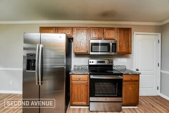 3748 White Pine Rd in Snellville, GA - Foto de edificio - Building Photo