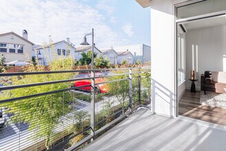 85 Cleaveland Rd in Pleasant Hill, CA - Building Photo - Building Photo