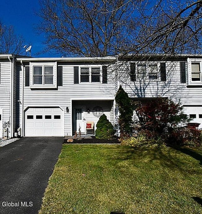 property at 3 Clubhouse Dr