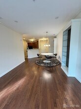 40 Azalea Dr in Old Bridge, NJ - Building Photo - Building Photo