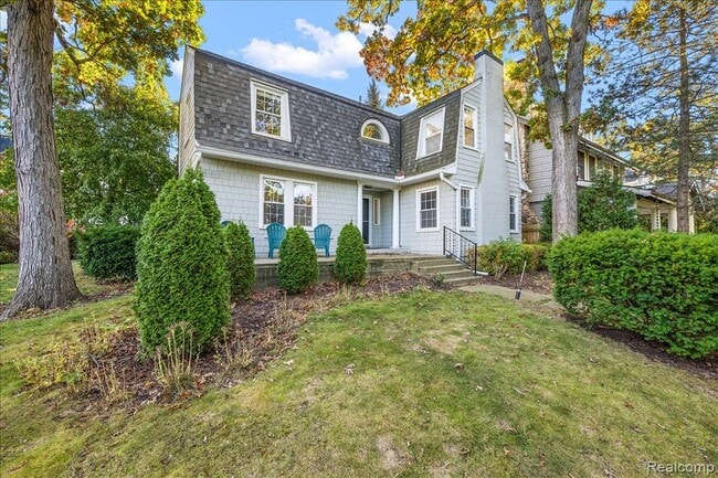 property at 564 Brookside Ave