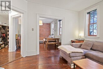 291 Ontario St in Toronto, ON - Building Photo - Building Photo