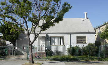 6029 MacArthur Blvd in Oakland, CA - Building Photo - Building Photo