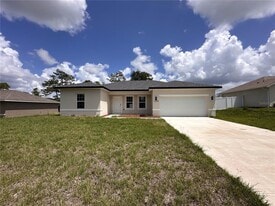 13153 SW 65th Cir in Ocala, FL - Building Photo