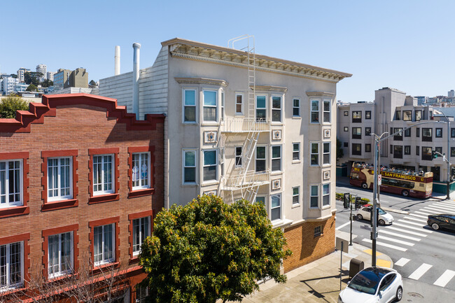 3006 Gough St in San Francisco, CA - Foto de edificio - Building Photo