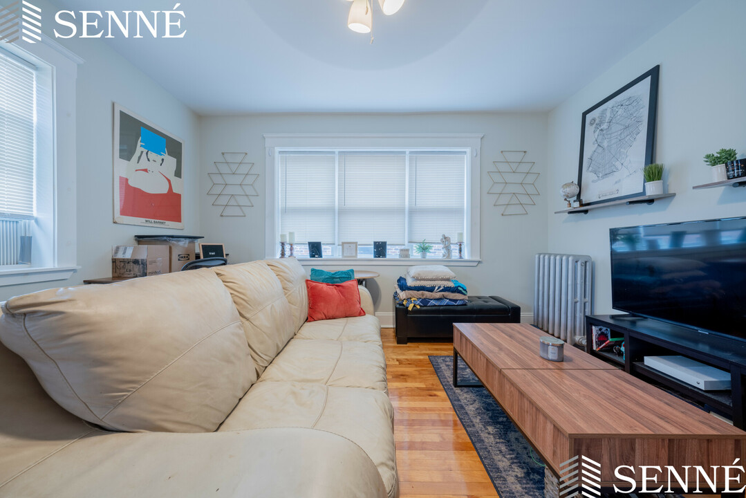 455 Broadway, Unit 465-12 in Somerville, MA - Foto de edificio