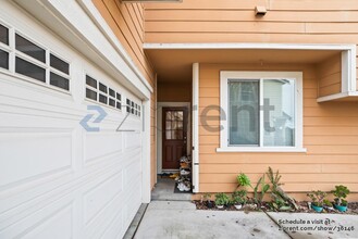 313 Felice Cir in Pinole, CA - Building Photo - Building Photo