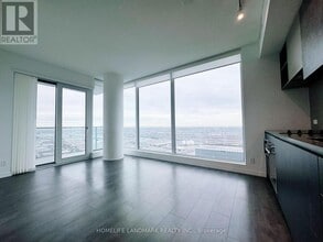 7890 Jane St in Vaughan, ON - Building Photo - Building Photo