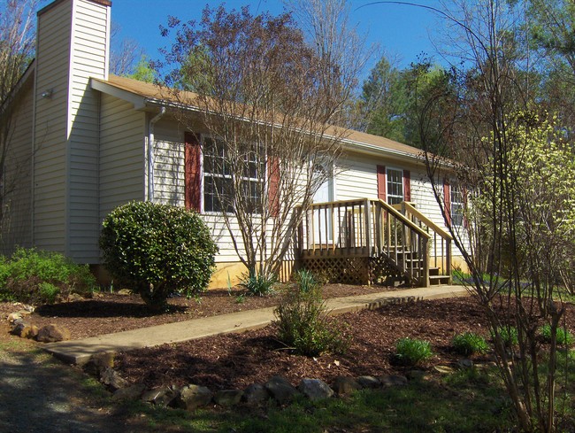 26 Begum Rd in Palmyra, VA - Building Photo - Building Photo