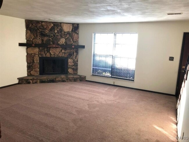 2409 COLLEGE Ave in Belleville, IL - Building Photo - Building Photo